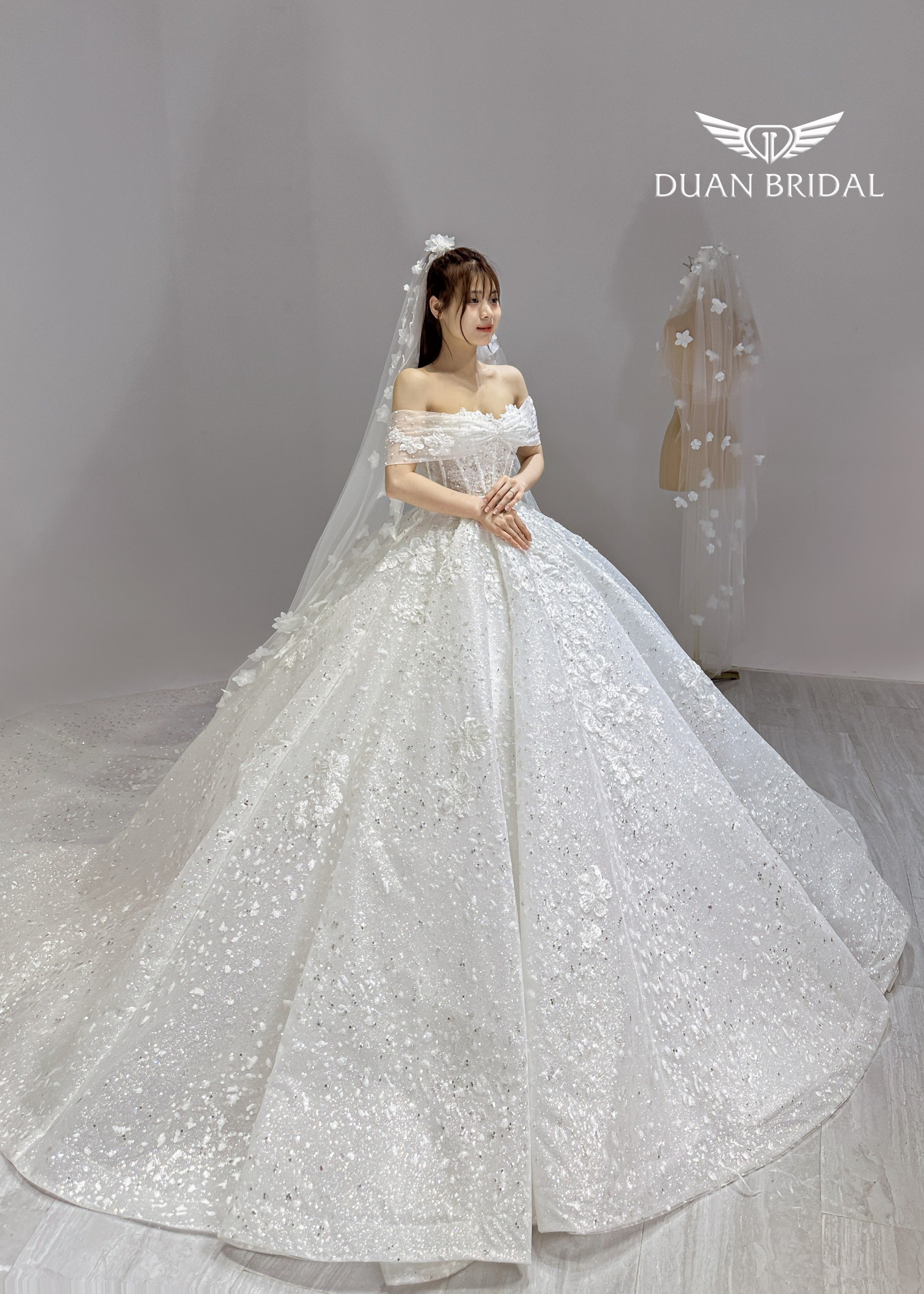 lace wedding
