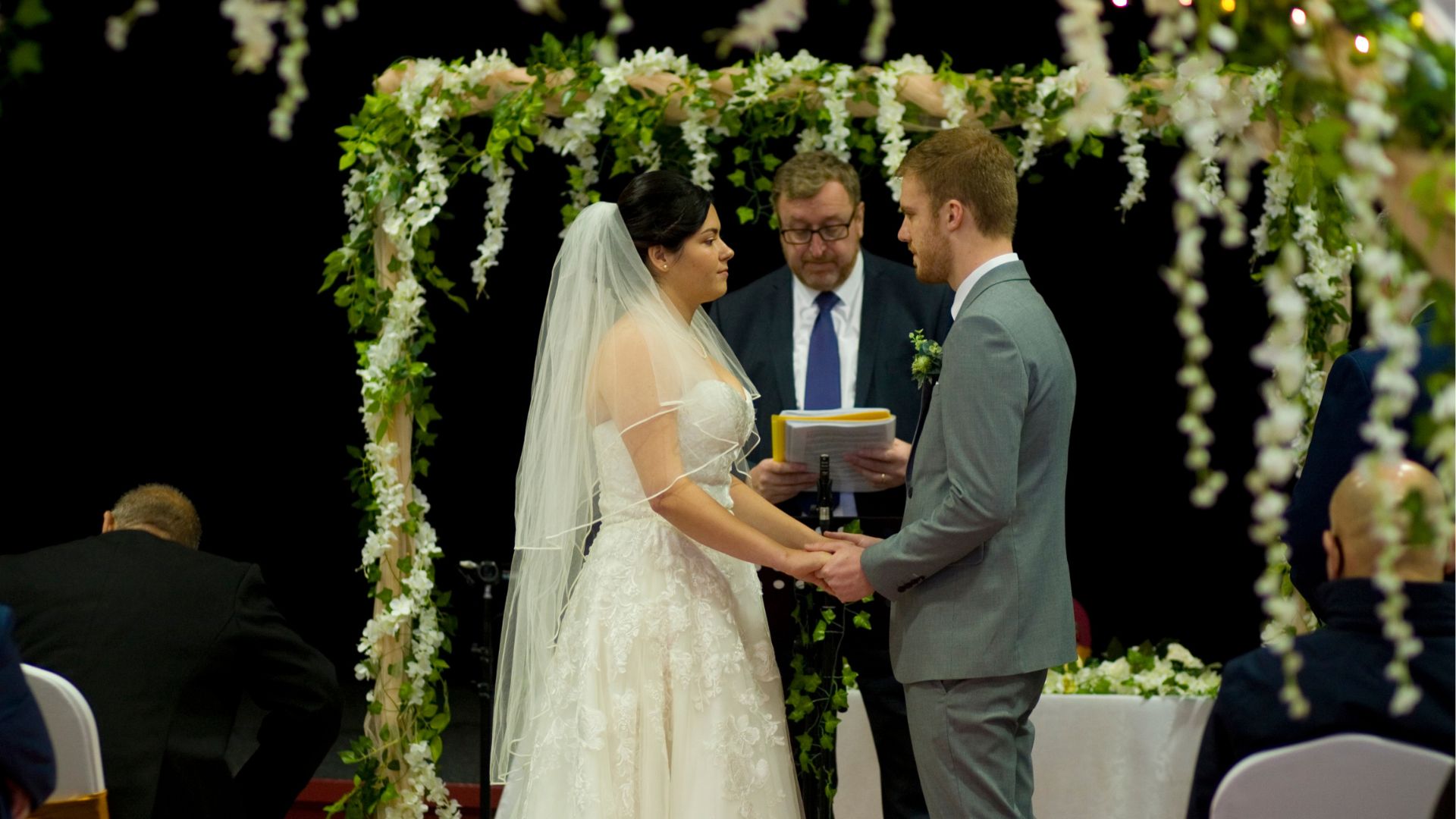 Choose a Wedding Celebrant