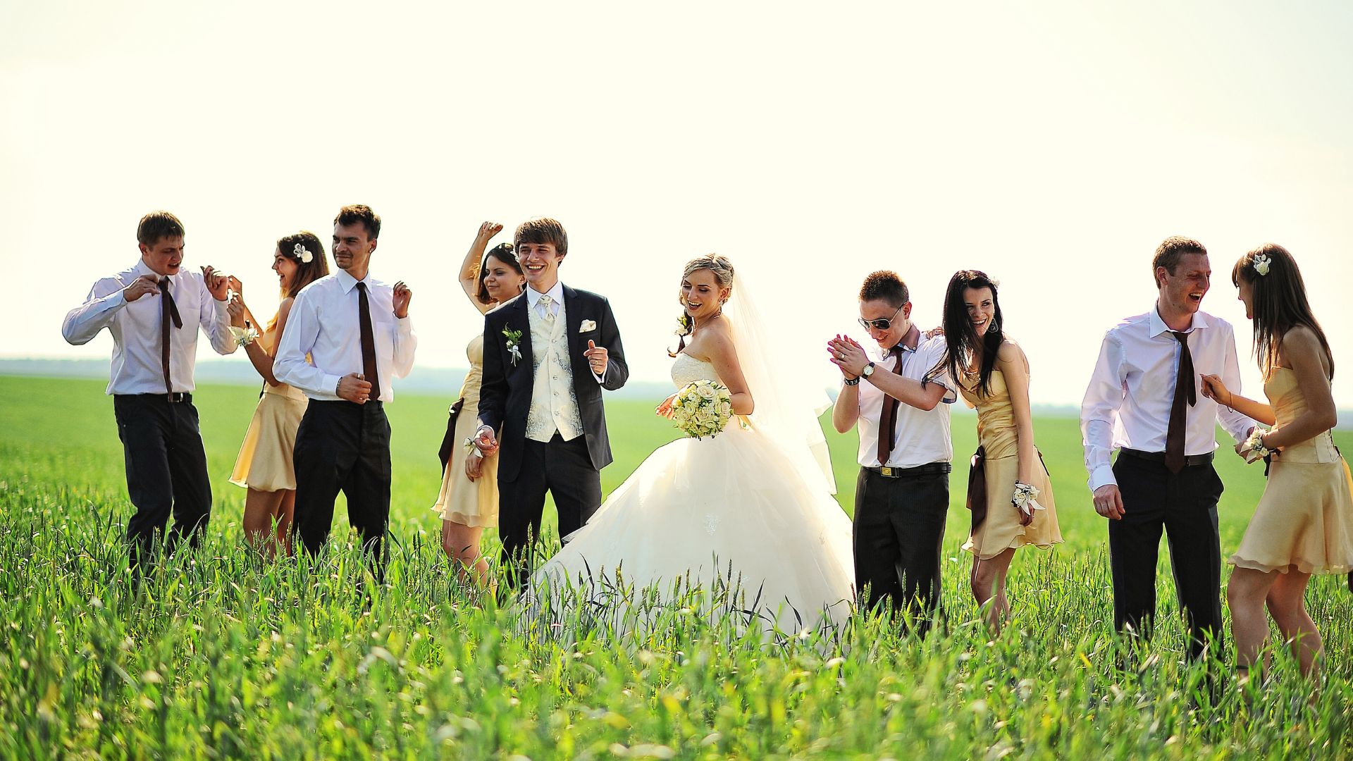 Groomsmen and Bridesmaid Outfits