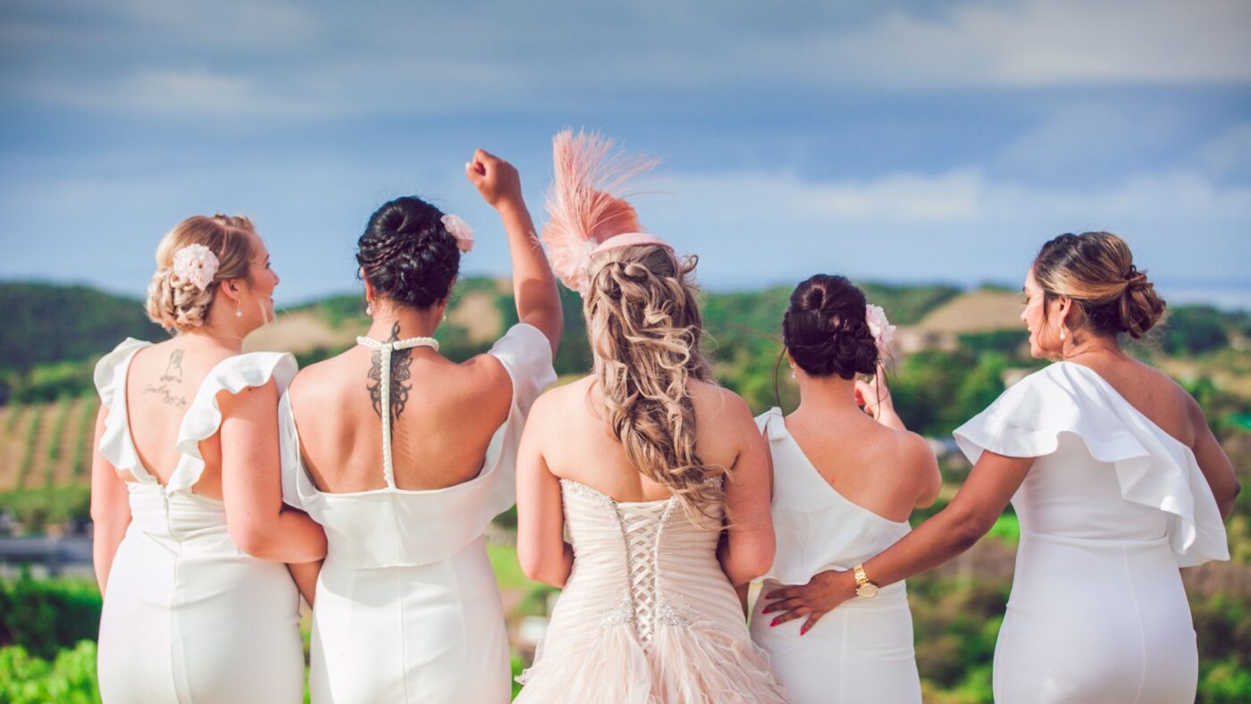 How to choose bridesmaid dresses that suit everyone