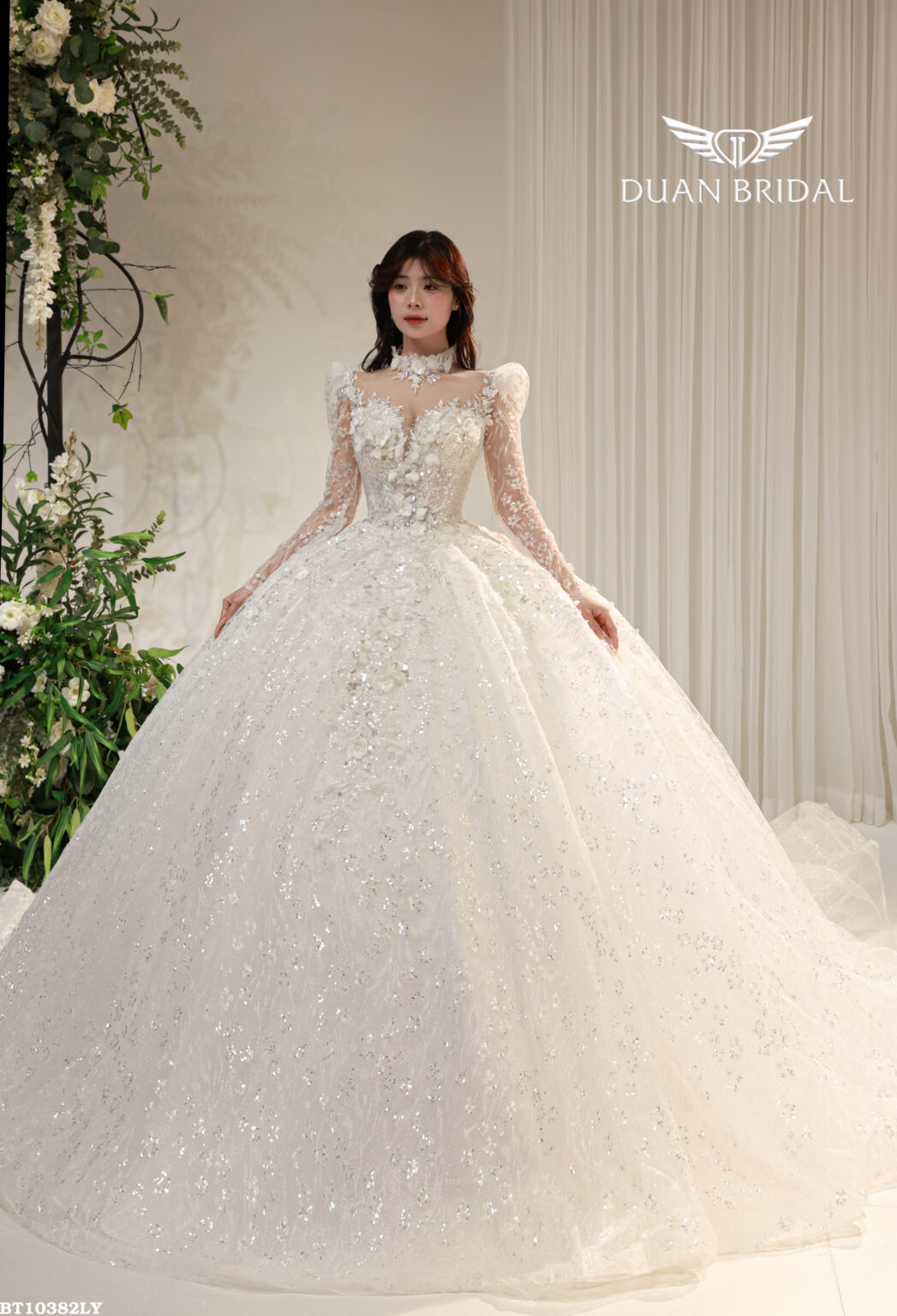 Ysolde - long sleeve ball gown wedding dress - 4