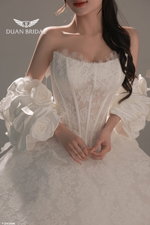 Calla - detachable sleeve ball gown wedding dress - 2