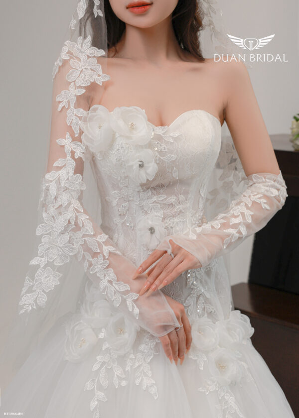 Elira - detachable sleeve mermaid wedding dress - 2
