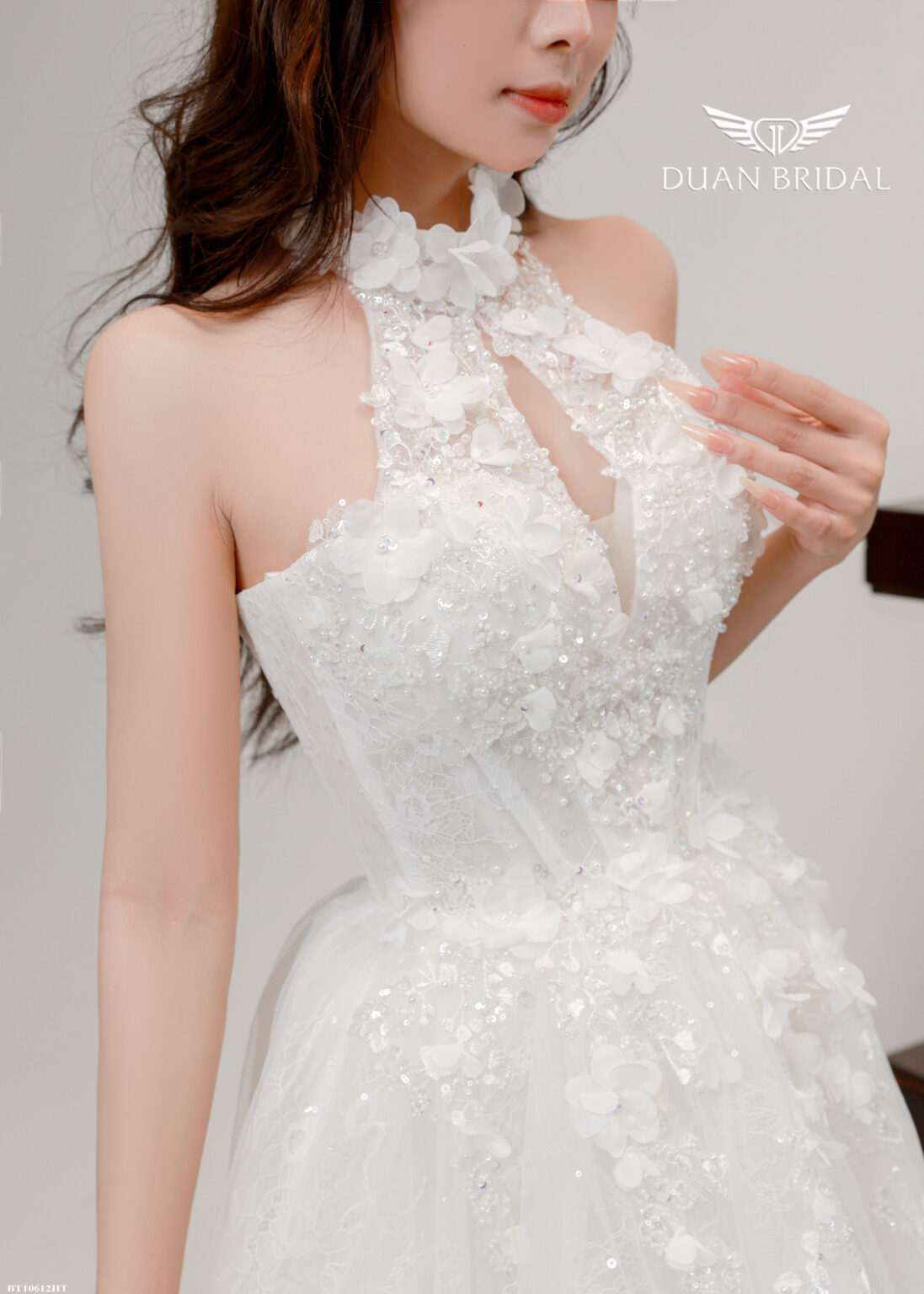 Lazra - sleeveless A-line wedding dress - 2