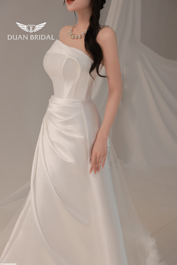 Vireya - sleeveless mermaid wedding dress - 2