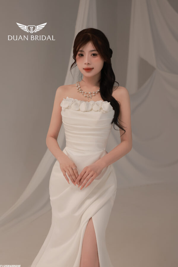 Yvaine - sleeveless mermaid wedding dress