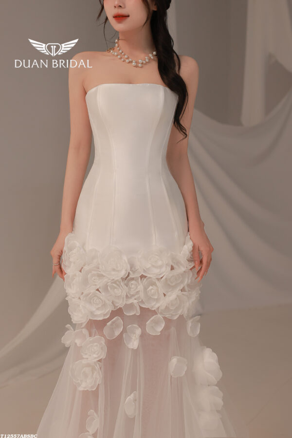 Amara - sleeveless mermaid wedding dress