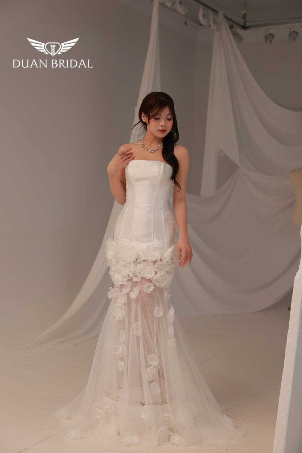 Amara - sleeveless mermaid wedding dress - 5