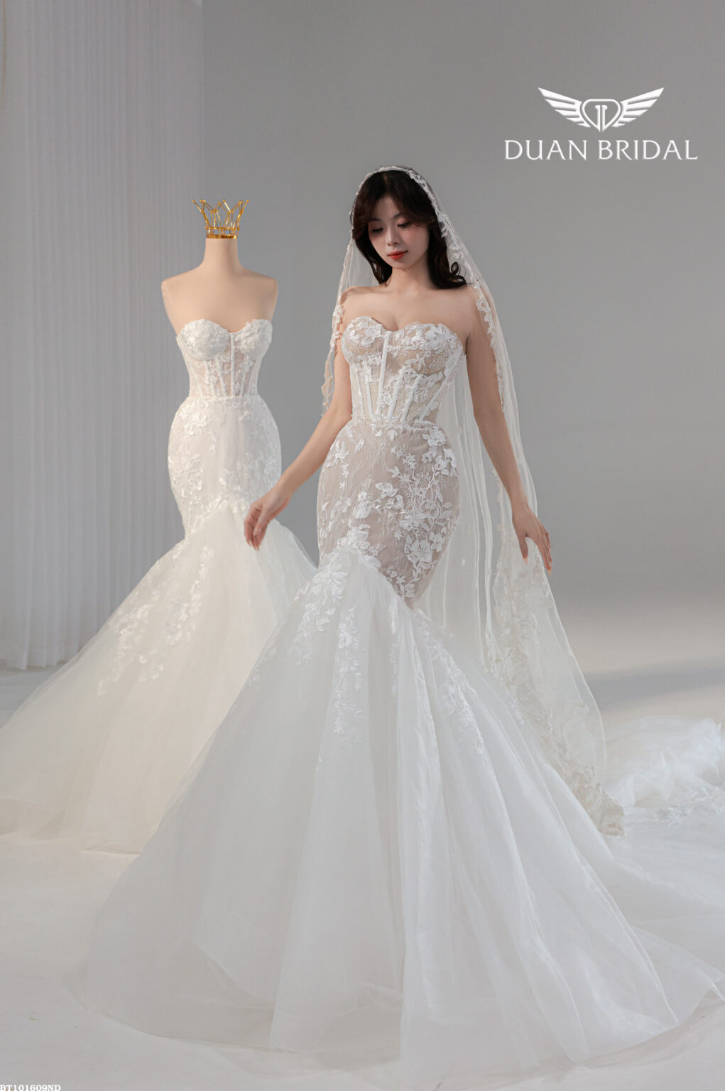 Astraea - sleeveless mermaid wedding dress - 3
