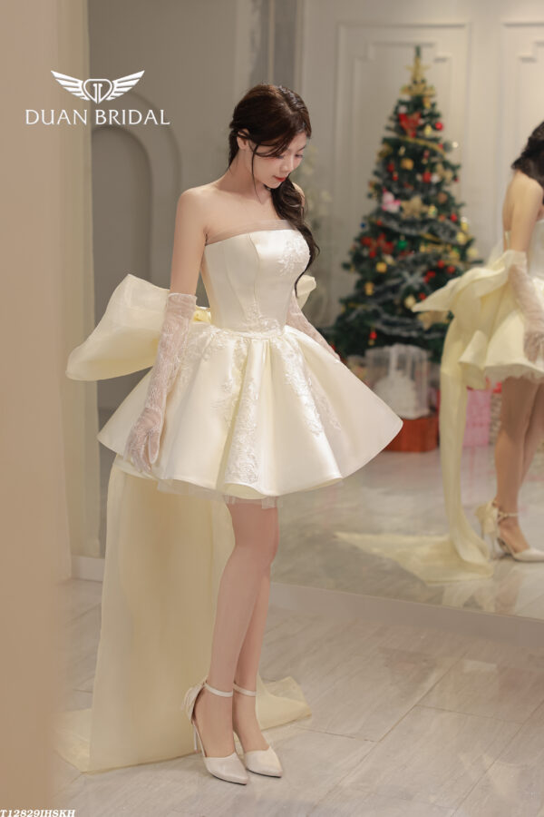 Reverie - detachable sleeve mini wedding dress