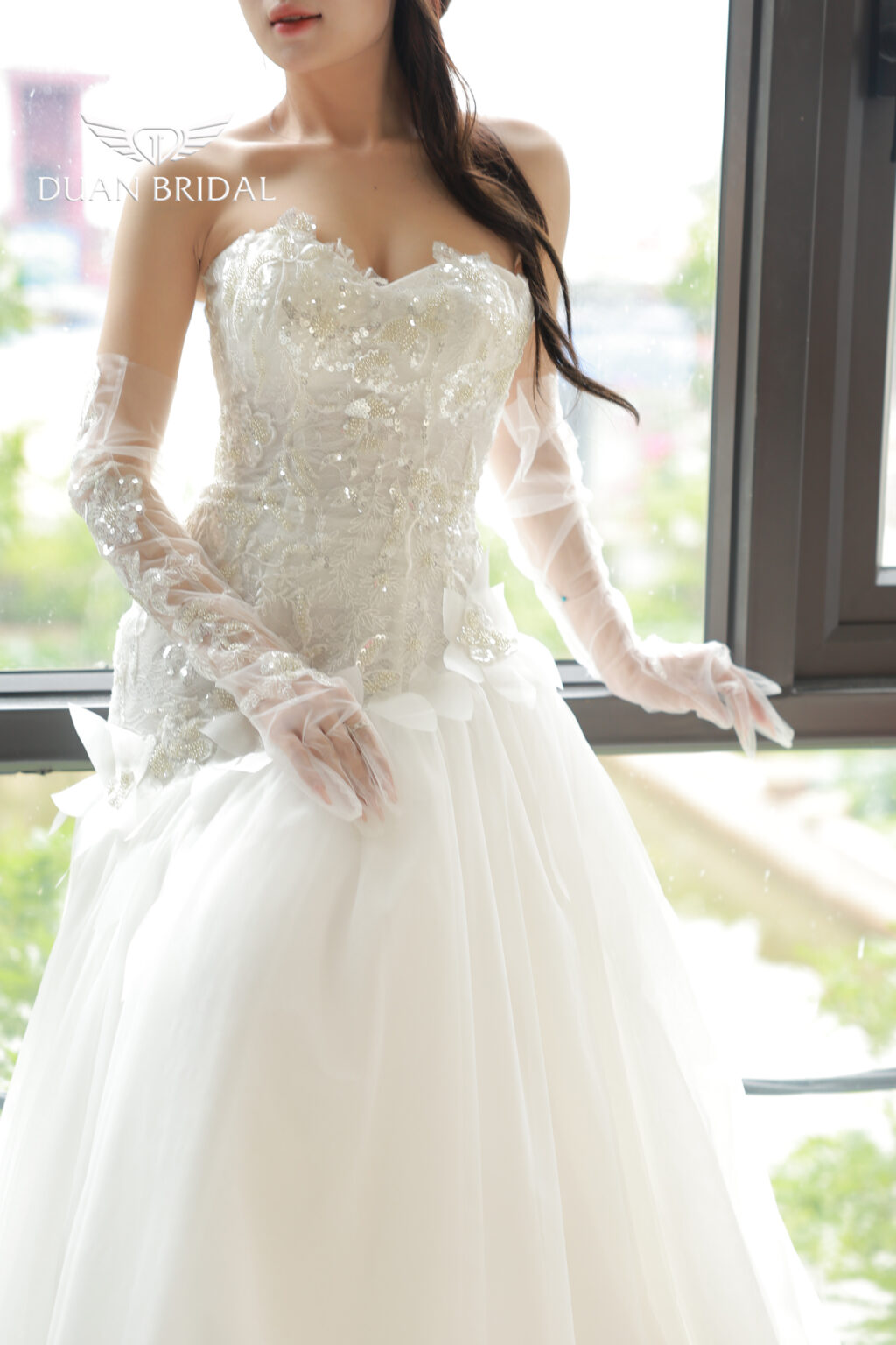 Evadne - sleeveless mermaid wedding dress - 2