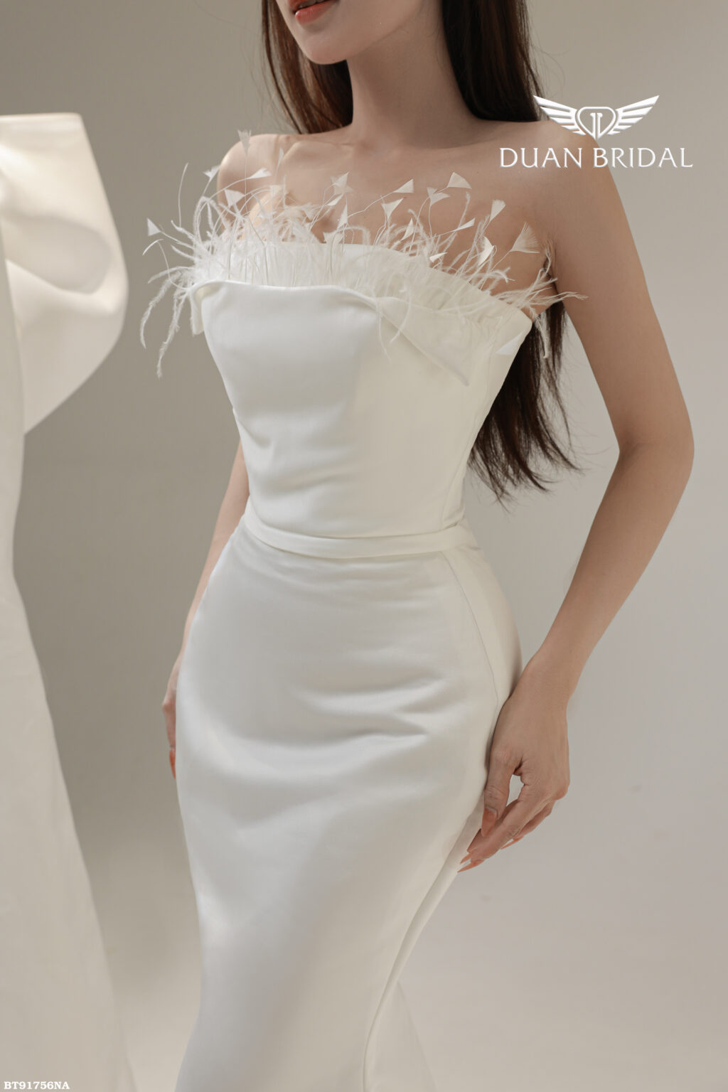 Aven - detachable sleeve mermaid wedding dress