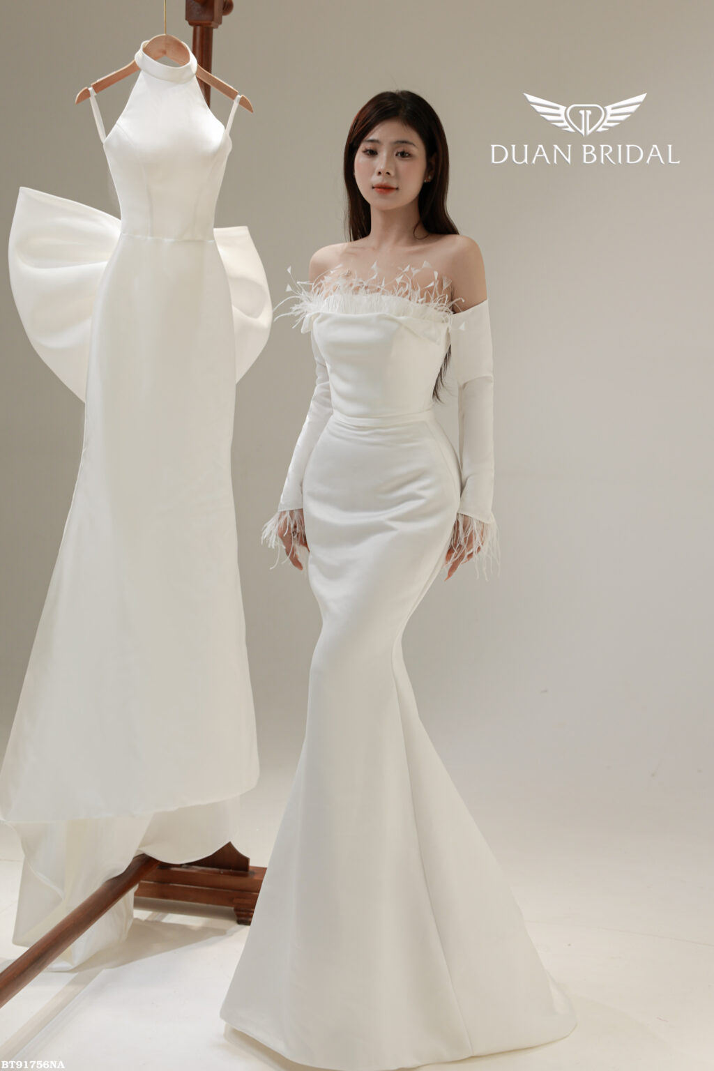 Aven - detachable sleeve mermaid wedding dress - 4