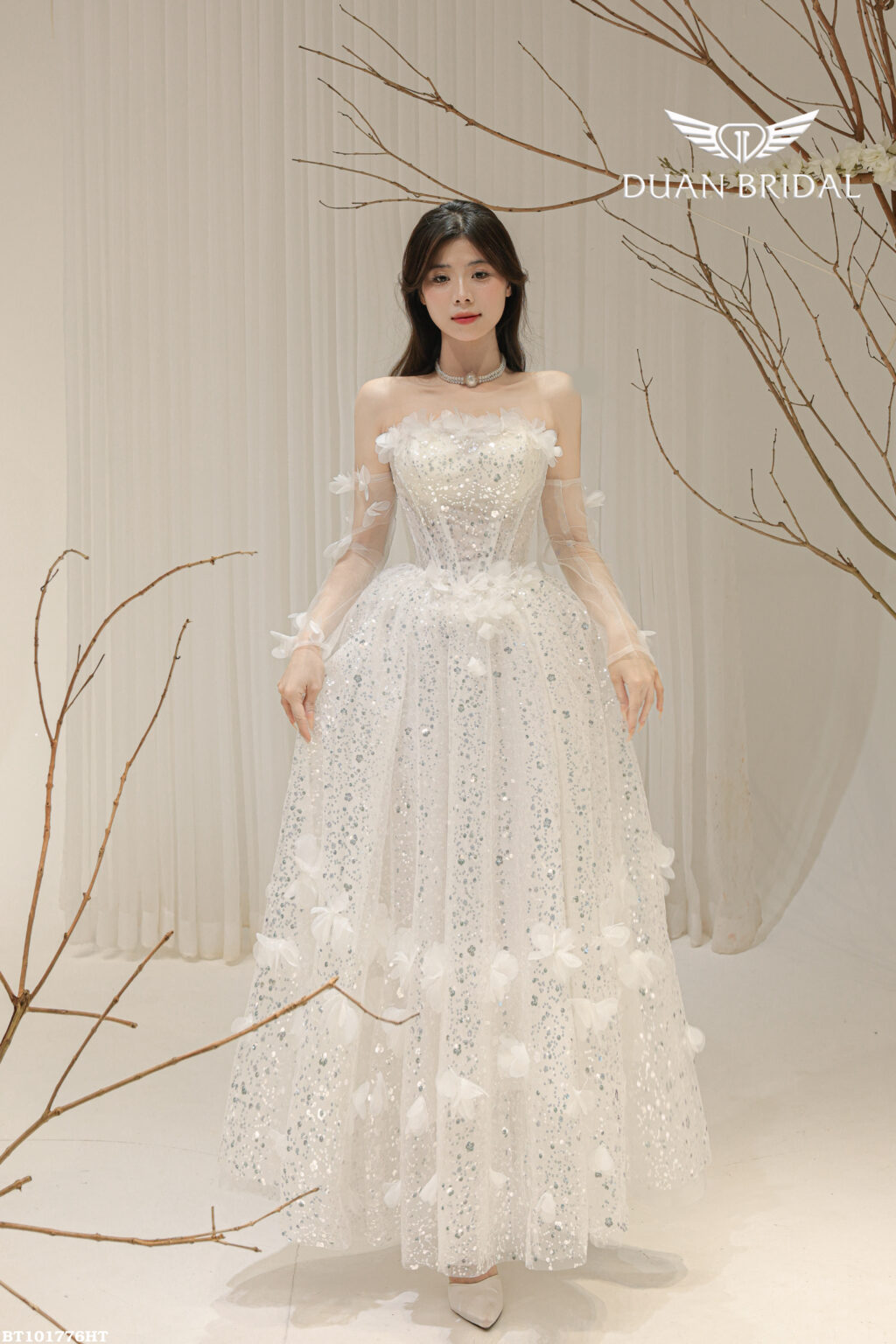 Odessa - detachable sleeve A-line wedding dress - 3