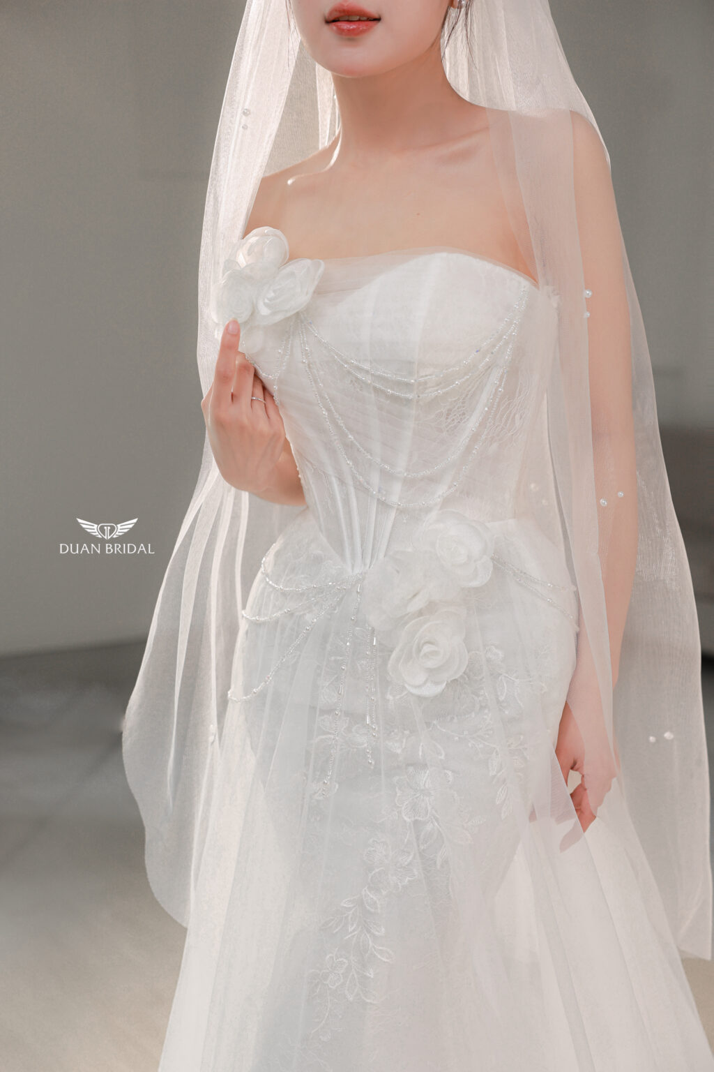 Eliselle - Sleeveless floral lace mermaid wedding dress