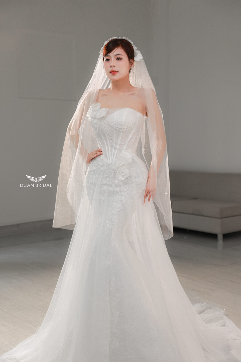 Eliselle - Sleeveless floral lace mermaid wedding dress