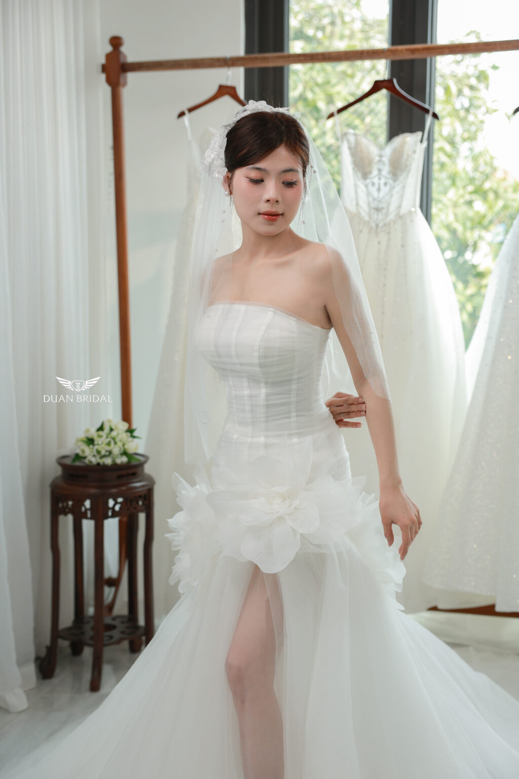 Majesta - Sleeveless corset mermaid wedding dress