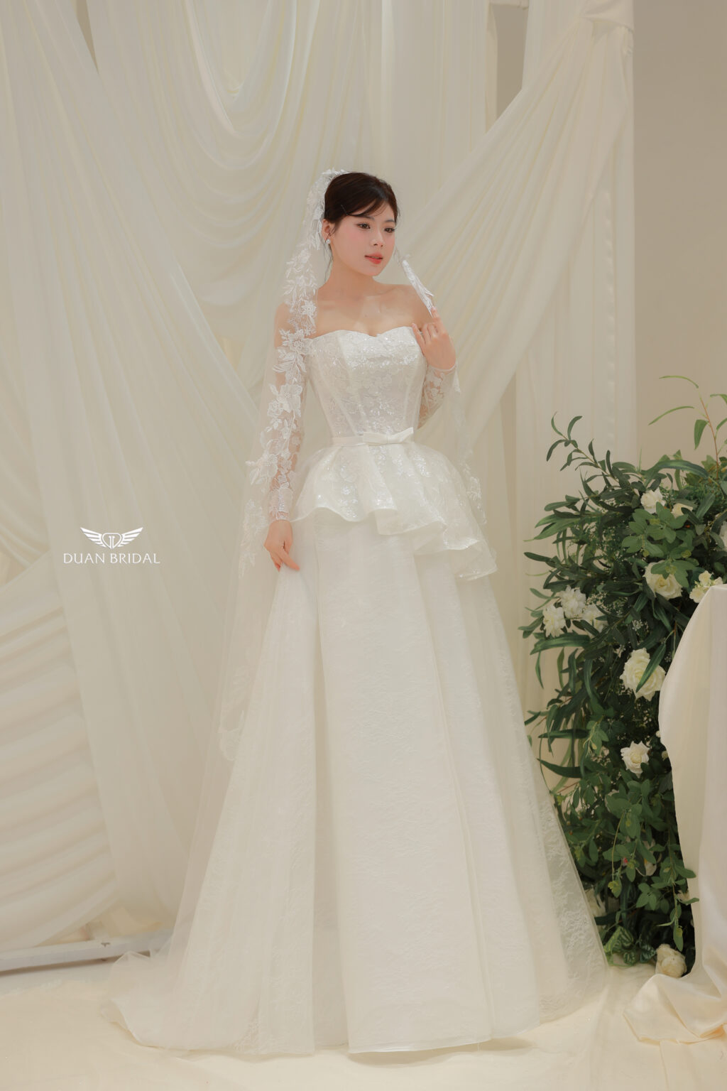Viviane - Long sleeve A-line wedding dress