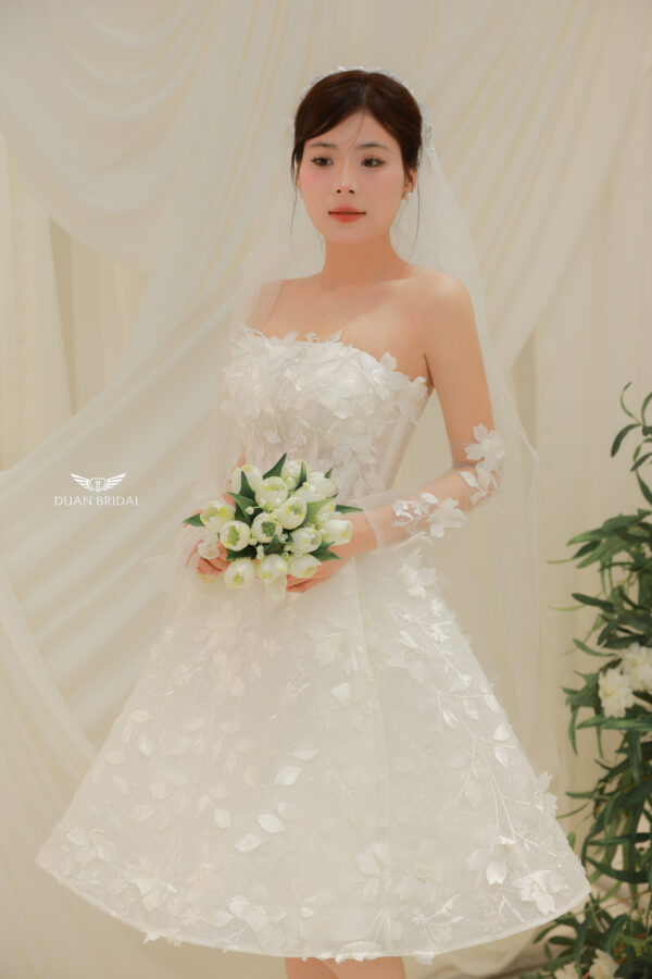 Nouvela - Detachable sleeve mini wedding dress