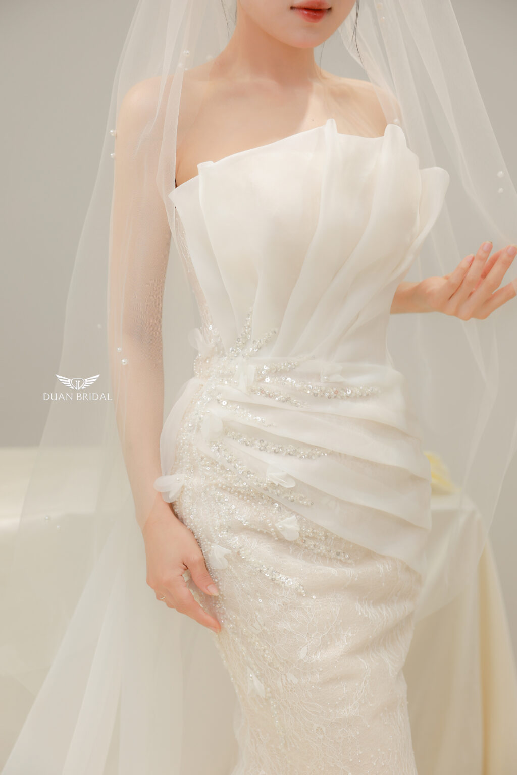 Lumira - Sleeveless mermaid wedding dress