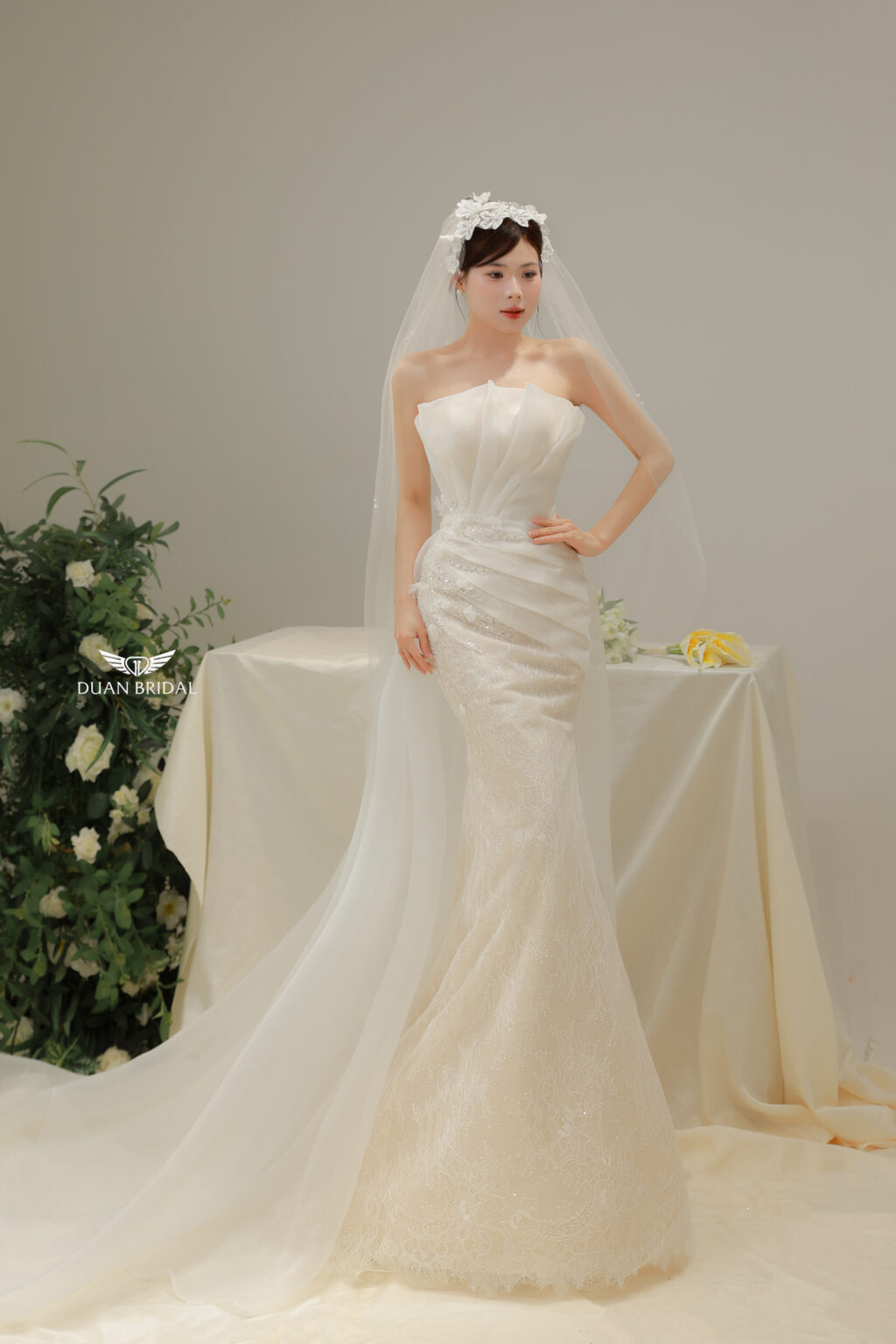 Lumira - Sleeveless mermaid wedding dress