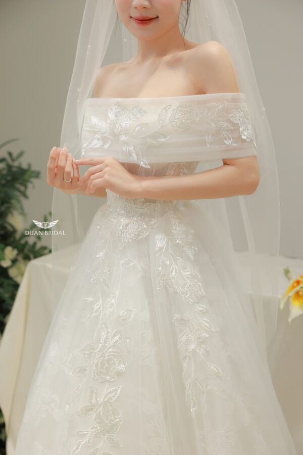 Celisia - Sleeveless A-line wedding dress
