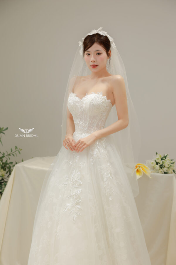 Celisia - Sleeveless A-line wedding dress