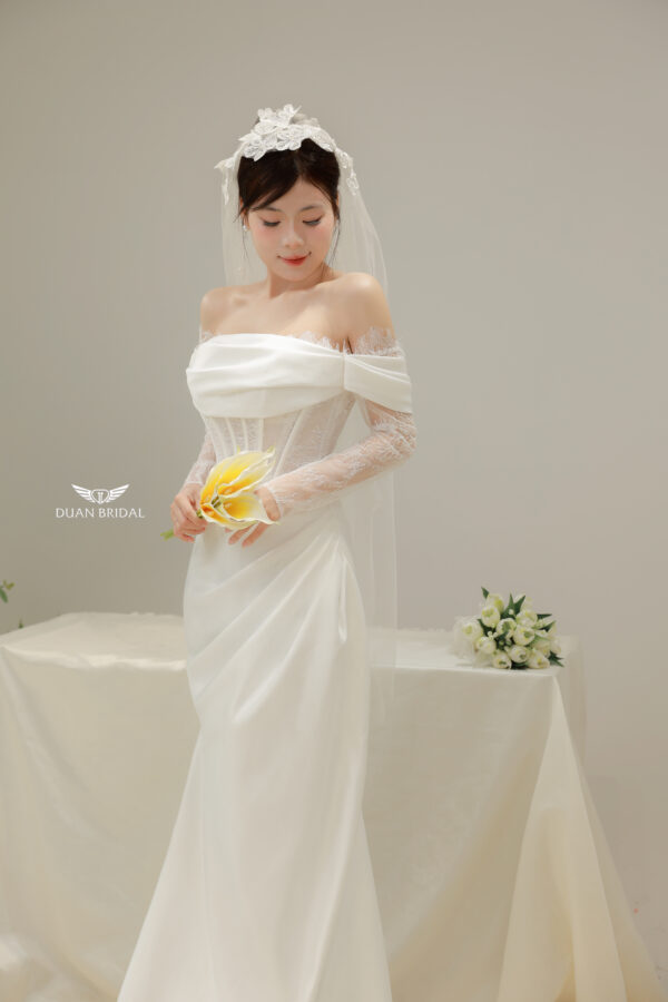 Shayla - Off-shoulder long sleeve mermaid wedding dress