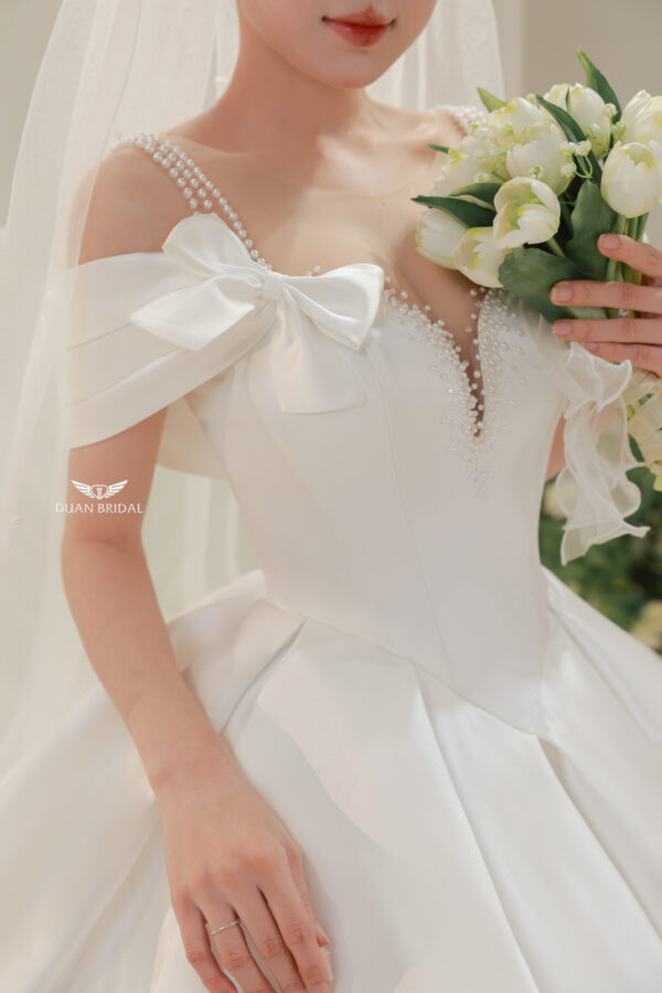 Solène - Off-shoulder ball gown wedding dress - 2