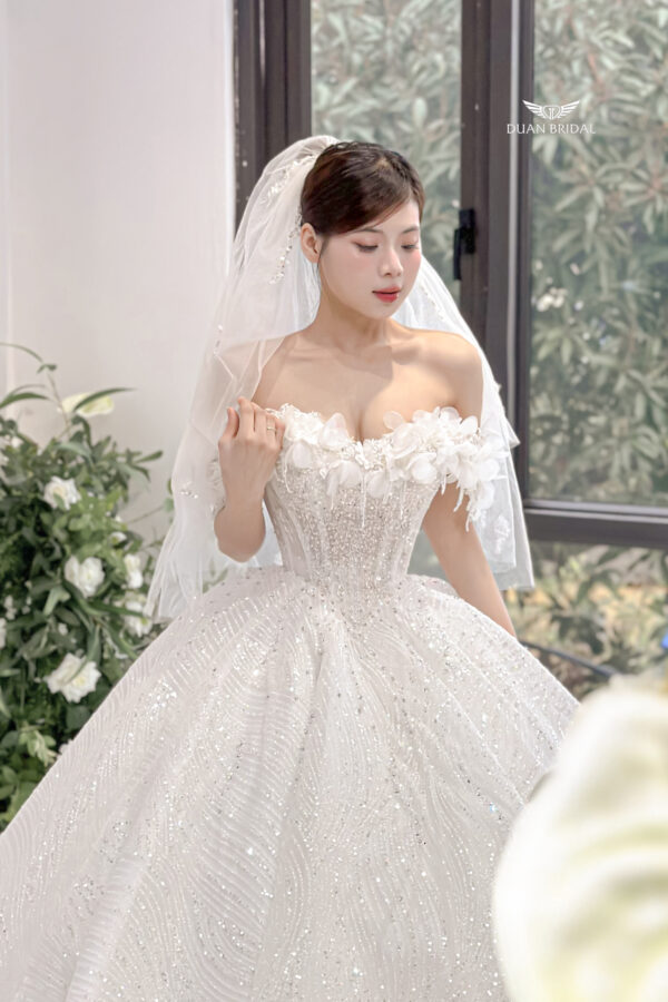 Aurelia - Off-shoulder ball gown wedding dress