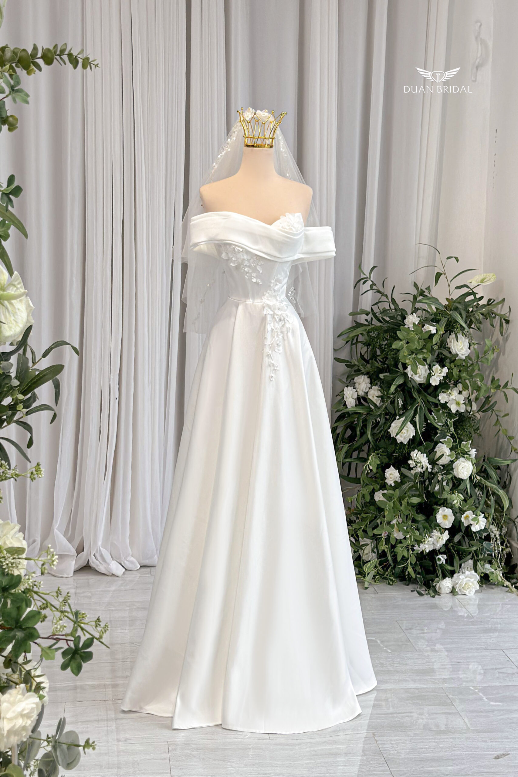 Brillia - Off-shoulder A-line wedding dress - 4
