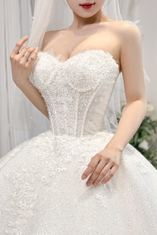 Lynora - Off-shoulder ball gown with corset wedding dress - 2