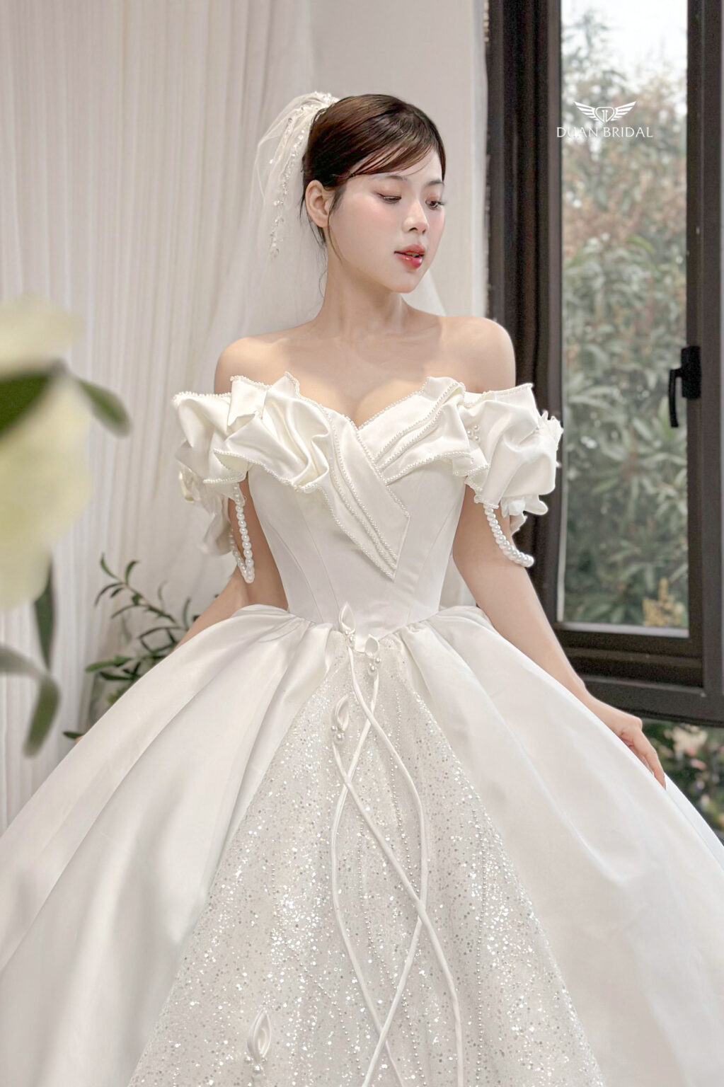 Mirell - off-shoulder ball gown wedding dress - 3