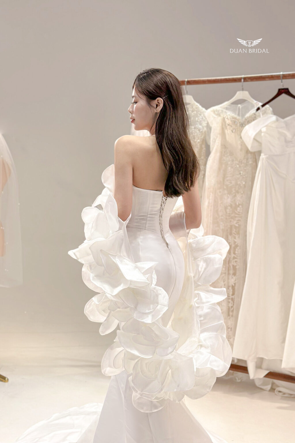 Selwyn - detachable sleeve mermaid wedding dress - 3