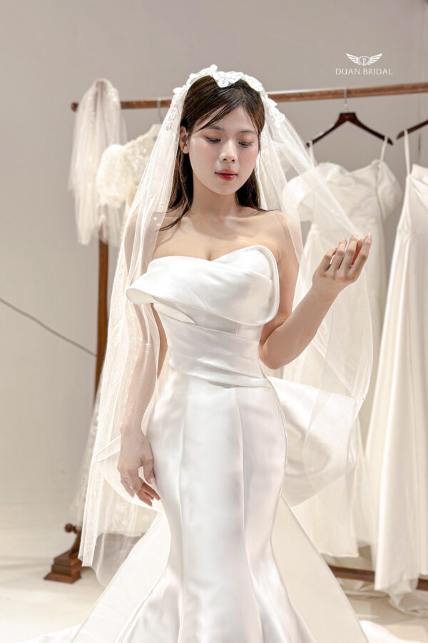Virell - sleeveless mermaid wedding dress