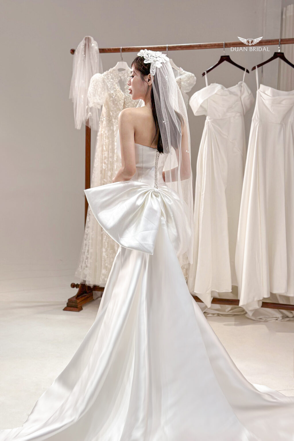 Virell - sleeveless mermaid wedding dress - 4