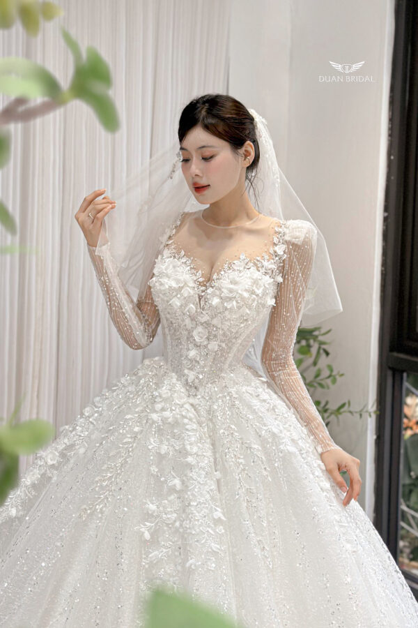 Cyrend - long sleeve ball gown wedding dress - 2