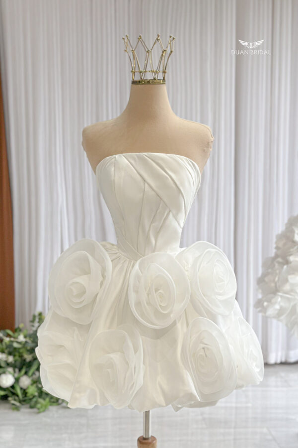 Nyrell - sleeveless mini wedding dress