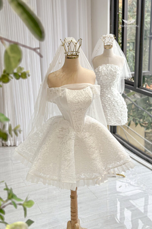 Isolde - off-shoulder mini wedding dress - 2