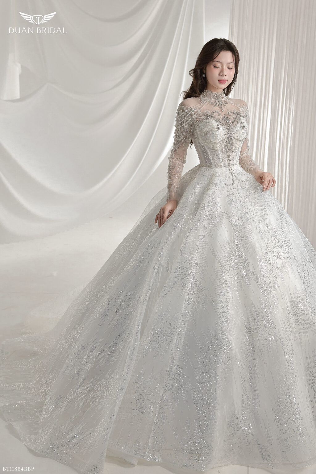 Zeryn - long sleeve ball gown wedding dress - 5
