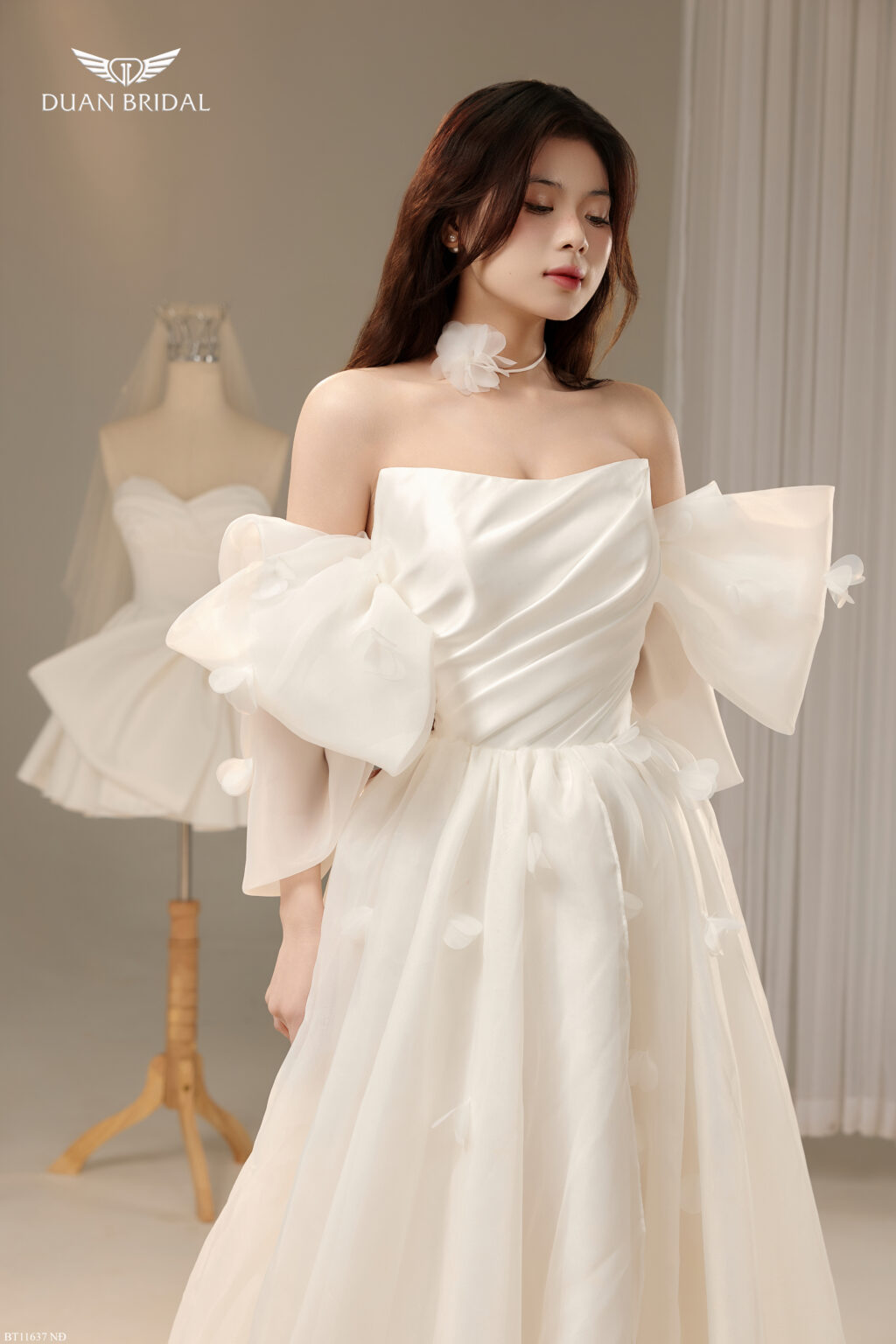 Sylith - detachable sleeve A-line wedding dress - 3