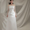 How to choose a wedding dress style