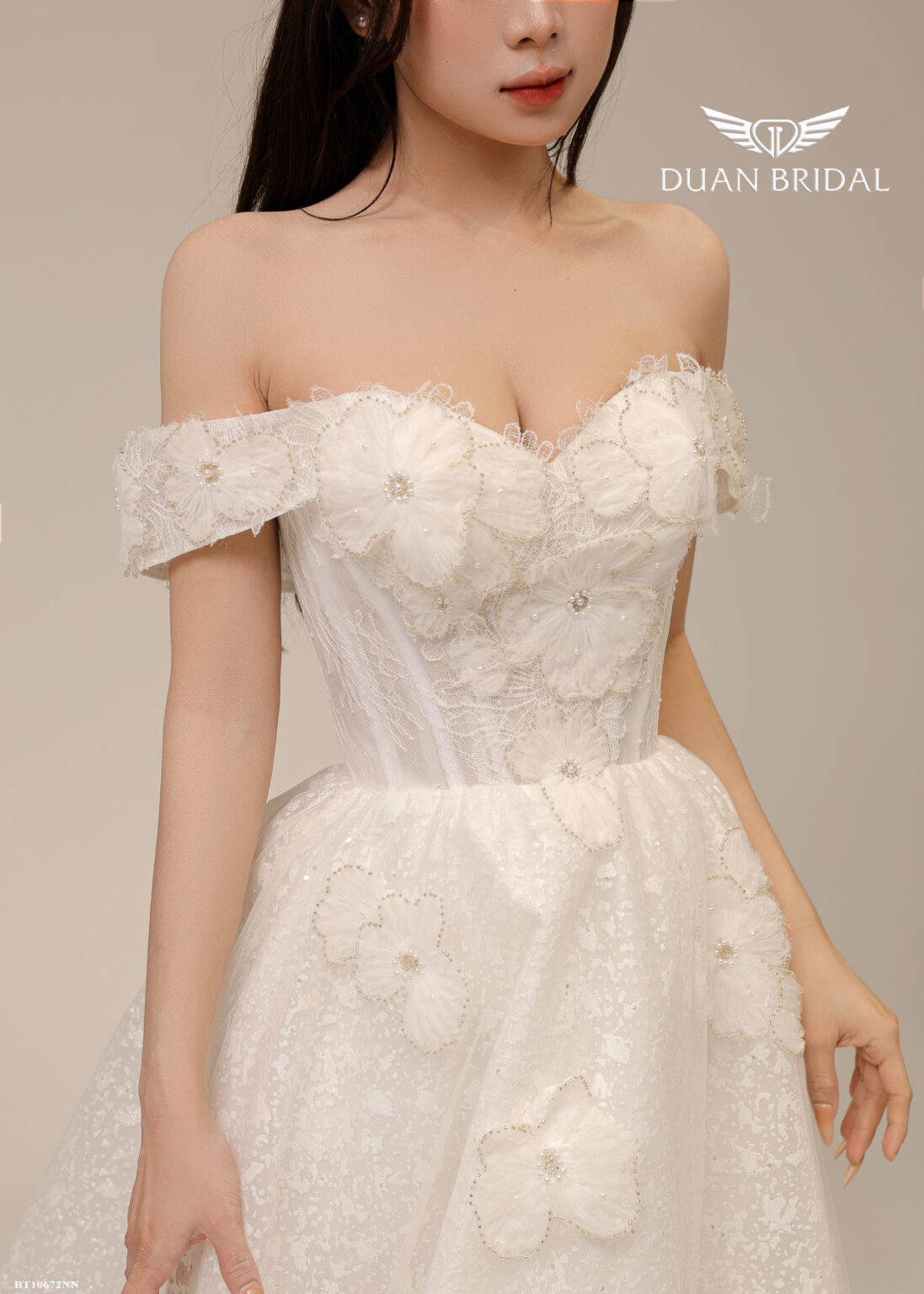Aeris - off-shoulder A-line wedding dress - 4