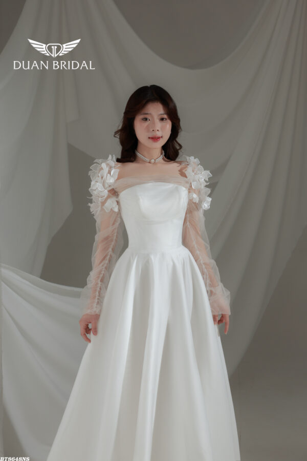 Nymphe - long sleeve A-line wedding dress