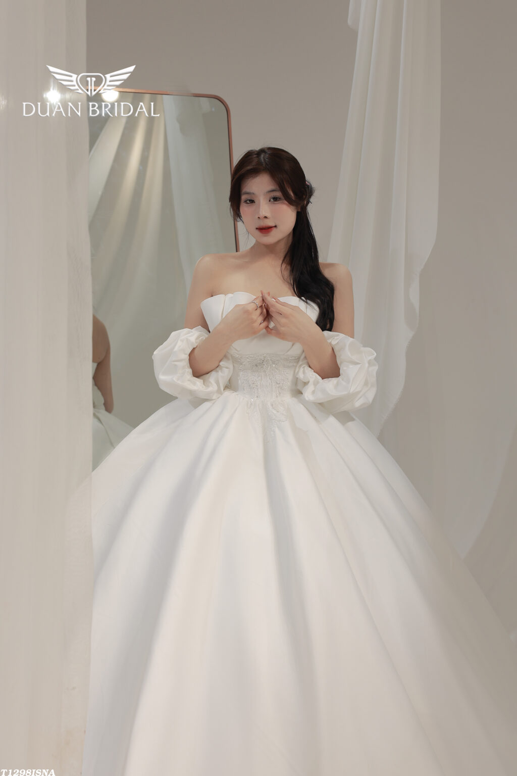 Mirelle - detachable sleeve ball gown wedding dress - 3