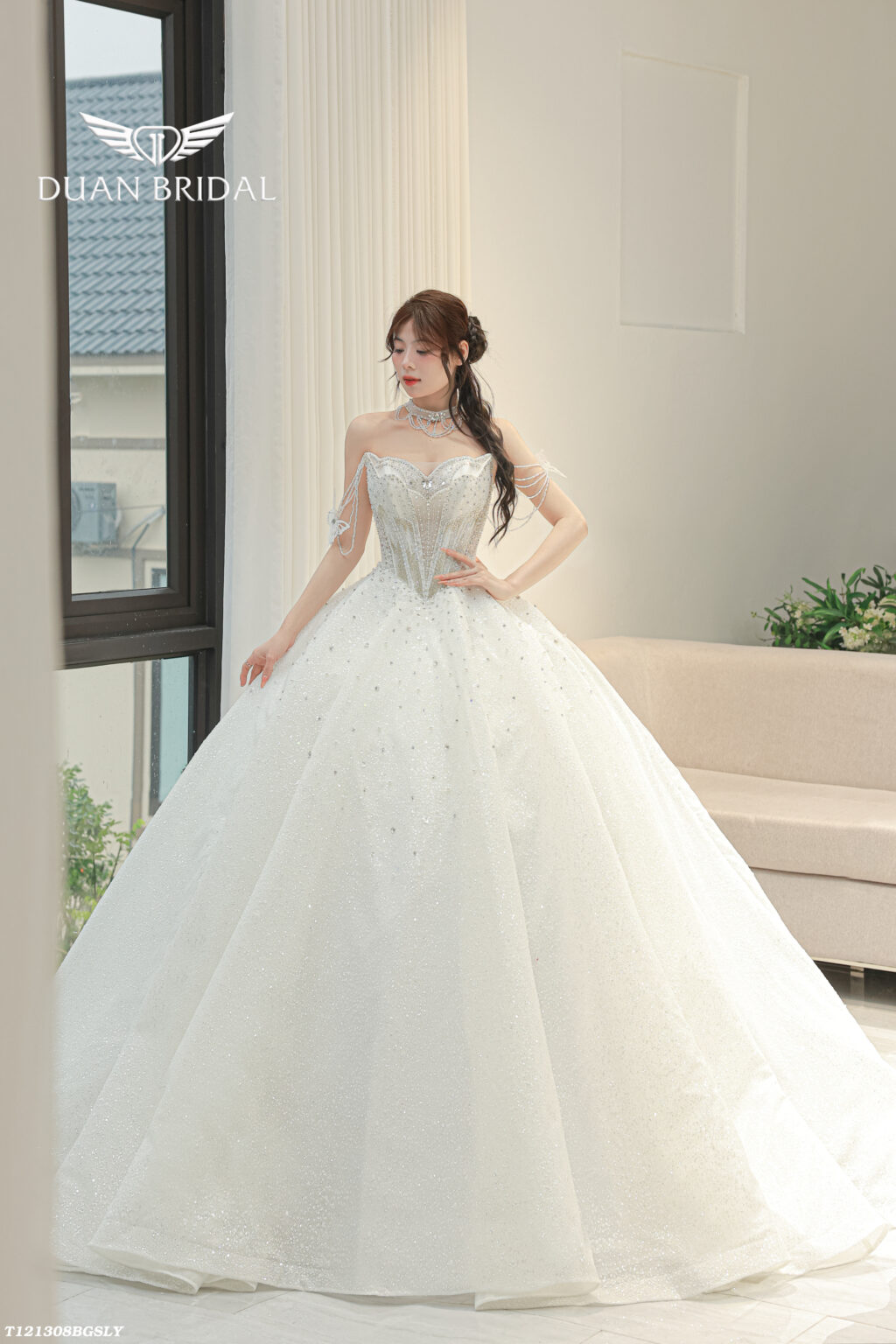 Elara - sleeveless ball gown wedding dress - 5