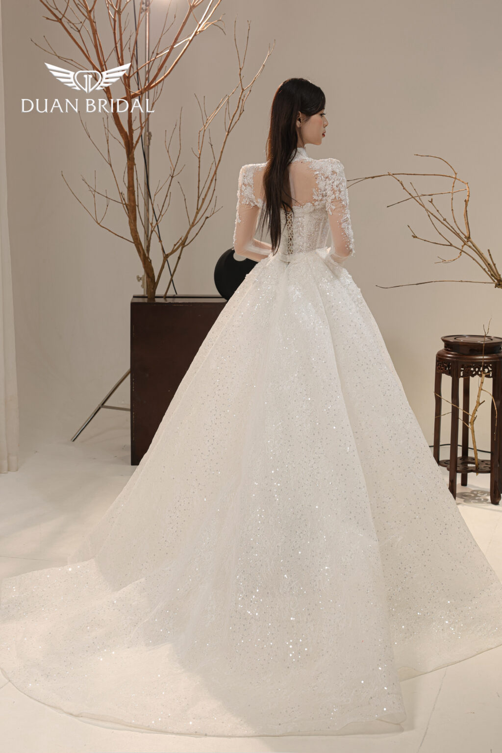 Opaline - long sleeve ball gown wedding dress - 4