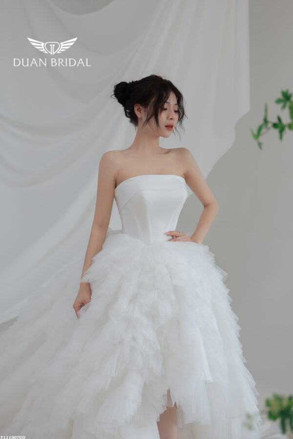 Virelle - sleeveless ball gown wedding dress