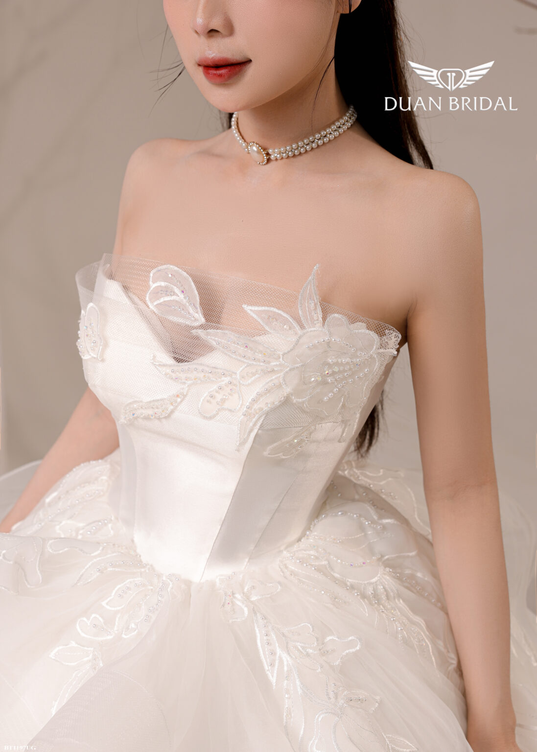 Misty - sleeveless ball gown wedding dress - 3